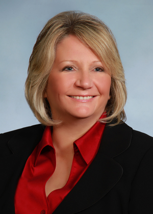North Shore Bank Salem Branch Manager and Assistant Vice President, Suzanne O'Brien